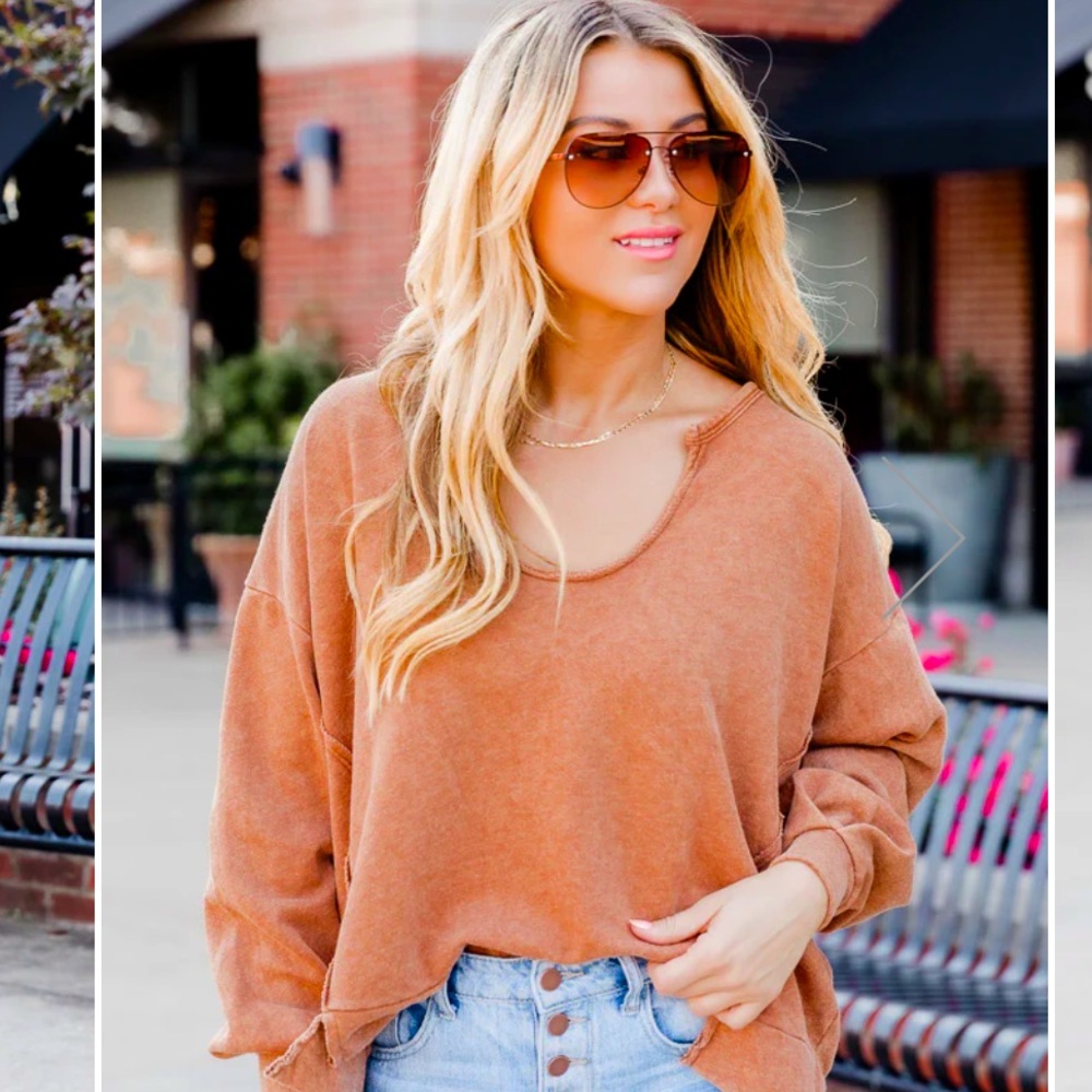 TOP KNOT MAMA CAMEL PULLOVER